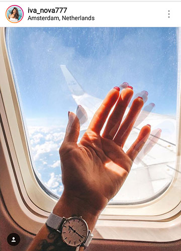 poletna fotografija za instagram na letalu